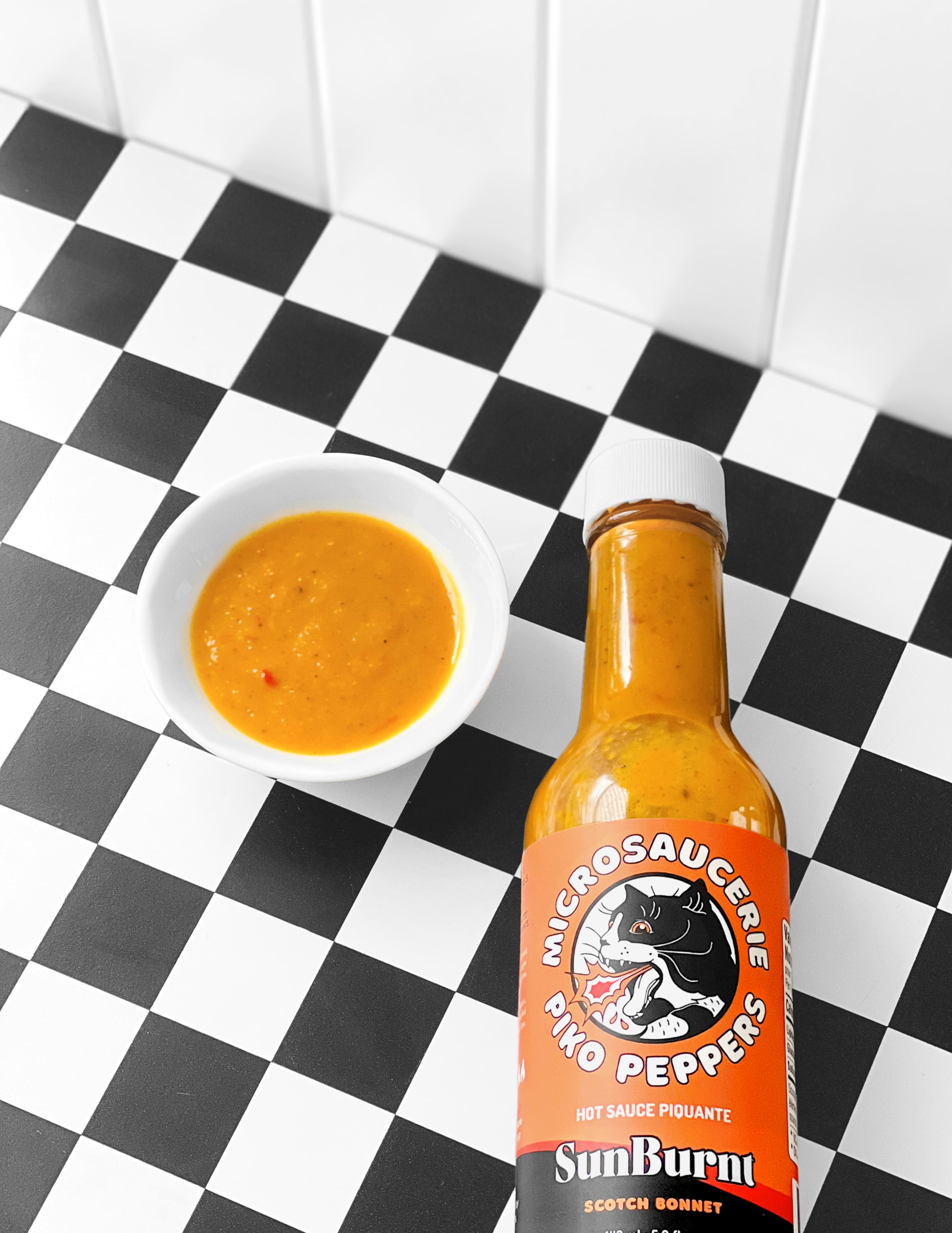 Sunburnt / scotch bonnet